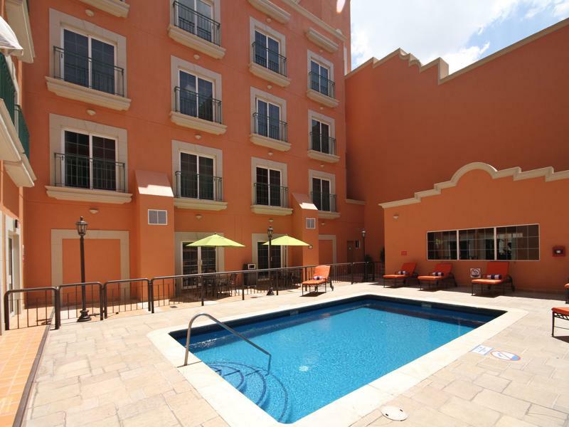 Holiday Inn Express Torreon By Ihg Exterior photo